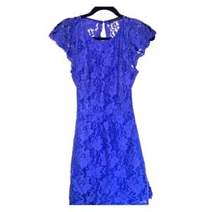 Purple lace dress with open back & pockets!